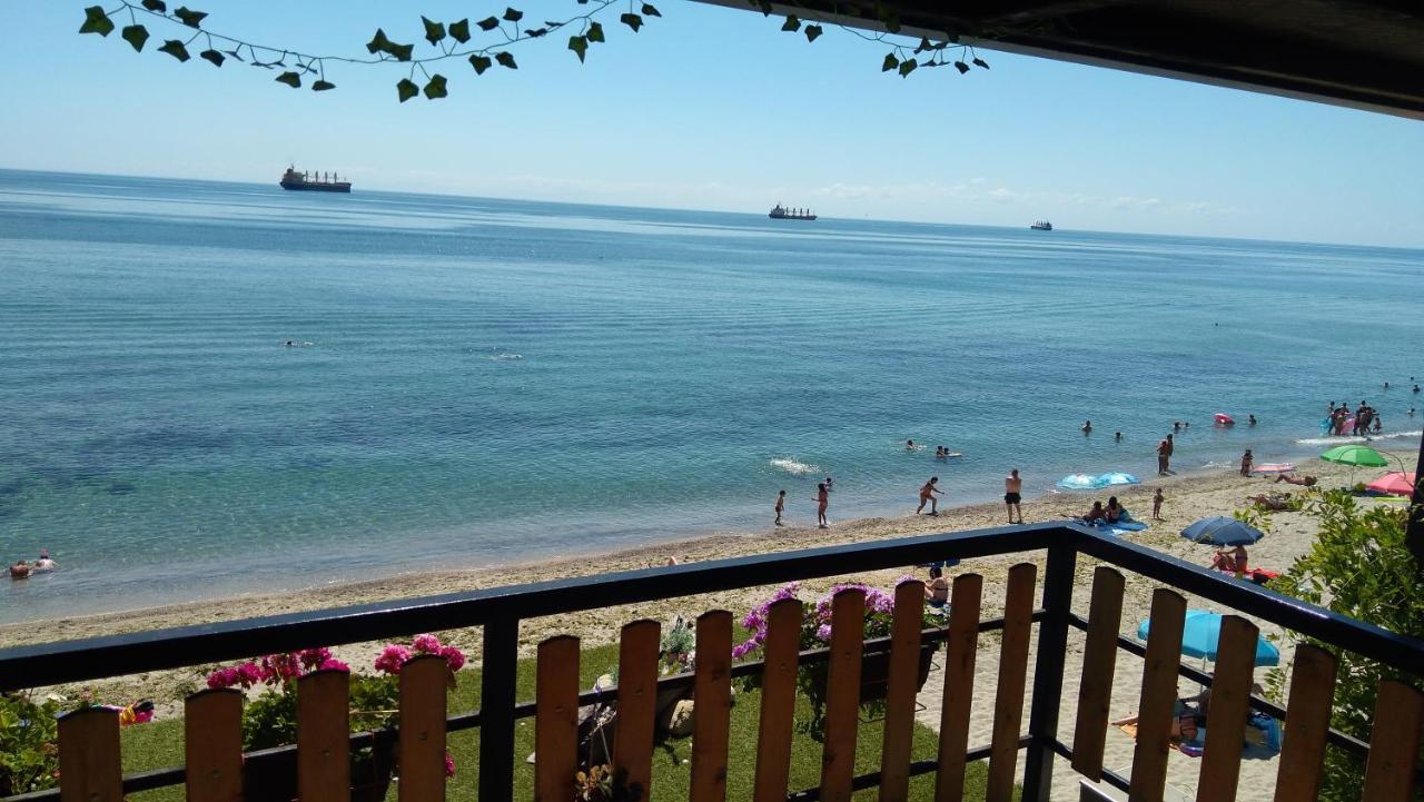 Hemingway Rooms In Happy Beach Varna Exterior photo